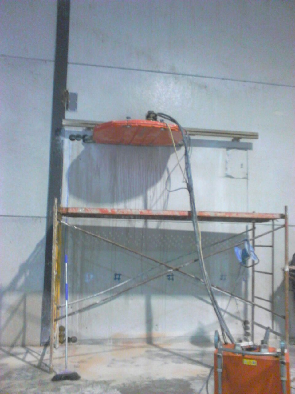 TRABAJOS DE CORTE DE HORMIGON