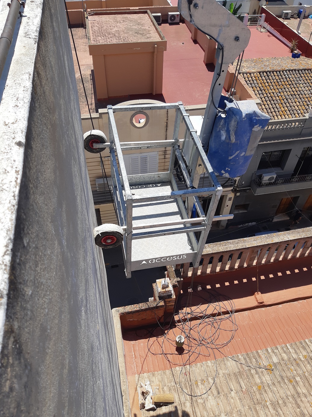 CABINA COLGANTE ELÉCTRICA
