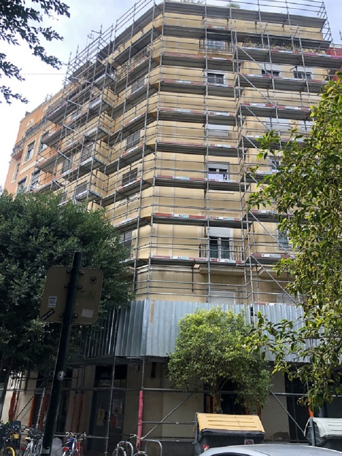 ANDAMIO MULTIDIRECCIONAL EN CALLE SUECA ( VALENCIA )