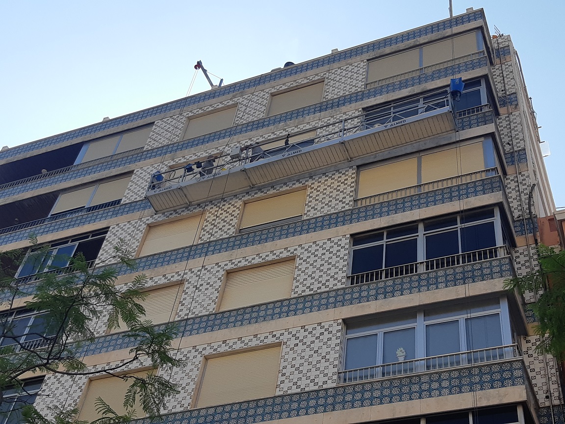 ANDAMIO COLGANTE ELÉCTRICO PLATAFORMA 9 MTS