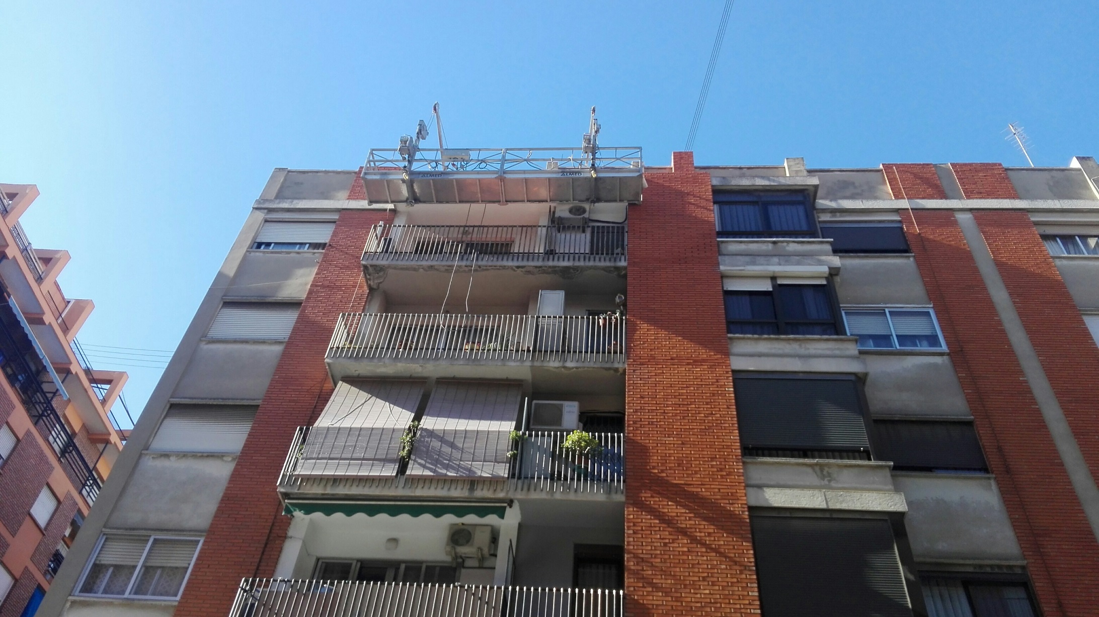 ANDAMIO COLGANTE ELECTRICO DE ALUMINIO 6 METROS