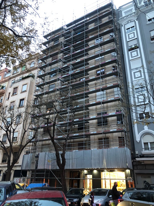 MONTAJE ANDAMIO MULTIDIRECCIONAL CALLE SALAS QUIROGA